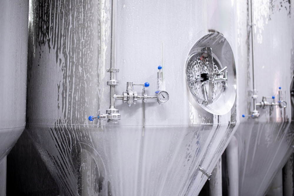 Focus on testing water tank cleaning peace of mind